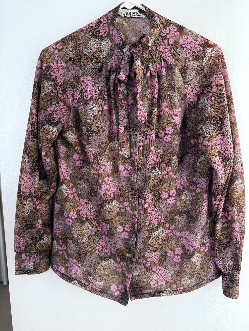 Italian Vintage Women’s Floral Tie-Neck Blouse